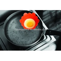 Flower Shape Perfect silicone microwave egg poaching pods poacher